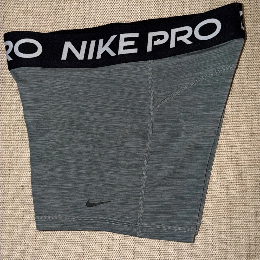 Nike Pro 3” Shorts Compression Fitted Stretch Gymnastics Cheerleading Workout
